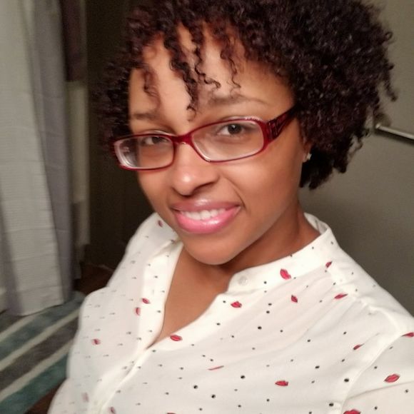 Meet your Posher, Brandi - Picture 1 of 1